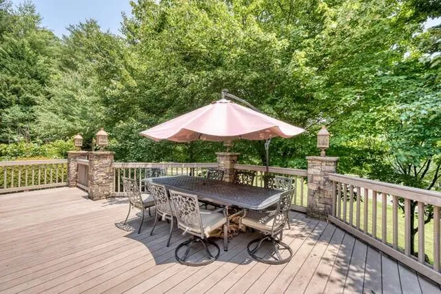 $1,300,000 | 115 Dawsons Lane, Murphy, NC 28906