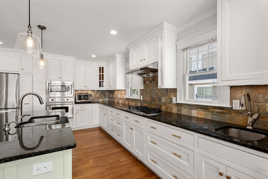 19 Mayo Avenue Needham, MA 02492 - Photo 16 of 39