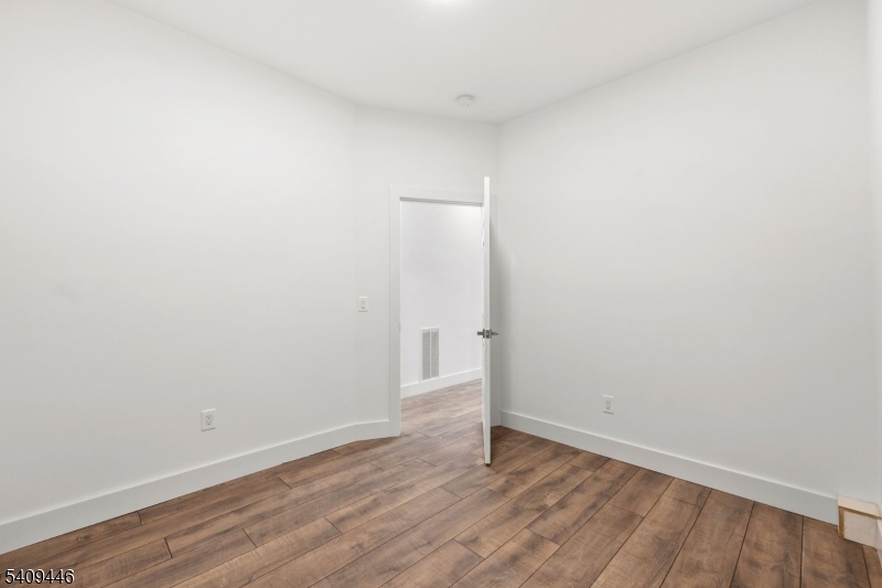 855 South 14th Street, Unit 1 Newark, NJ 07108 - Photo 14 of 29