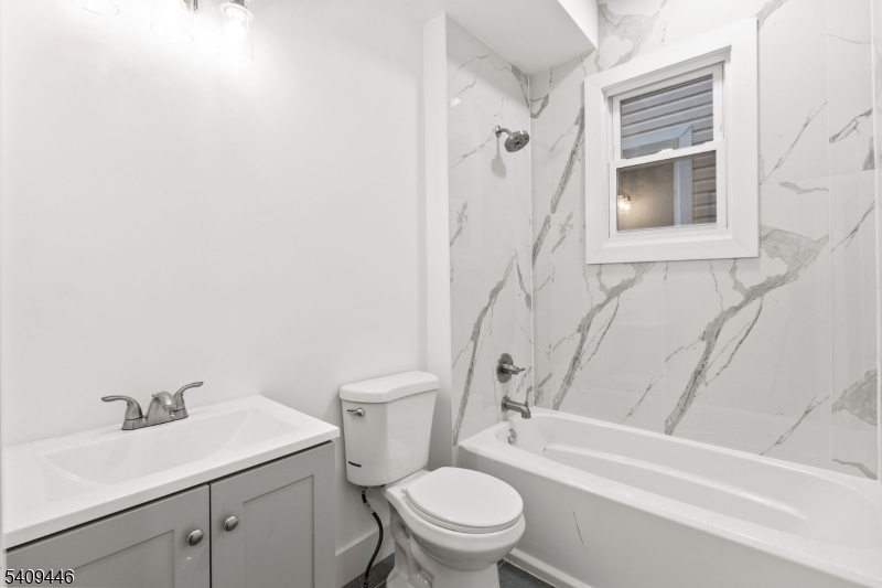 855 South 14th Street, Unit 1 Newark, NJ 07108 - Photo 16 of 29