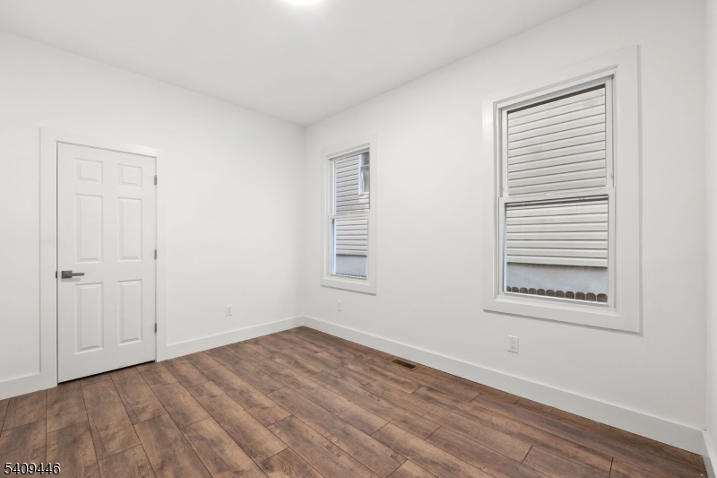 855 South 14th Street, Unit 1 Newark, NJ 07108 - Photo 21 of 29