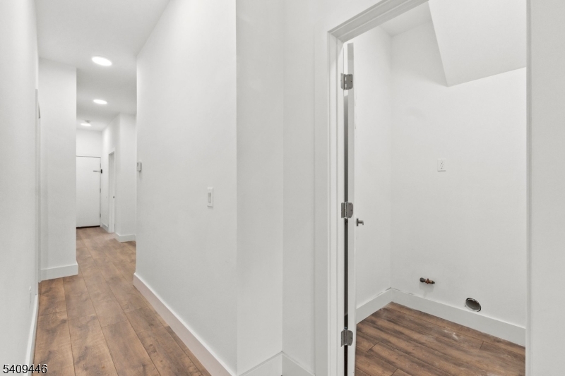 855 South 14th Street, Unit 1 Newark, NJ 07108 - Photo 23 of 29