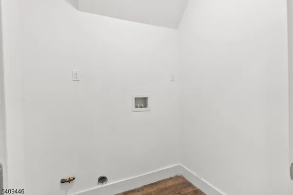 $2,950 | 855 South 14th Street, Unit 1, Newark, NJ 07108