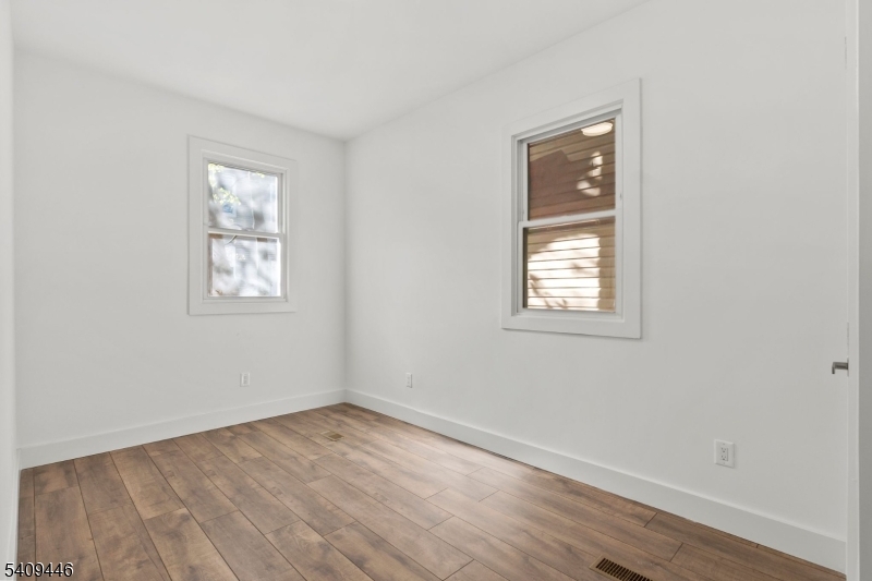 855 South 14th Street, Unit 1 Newark, NJ 07108 - Photo 26 of 29