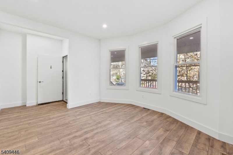 855 South 14th Street, Unit 1 Newark, NJ 07108 - Photo 3 of 29