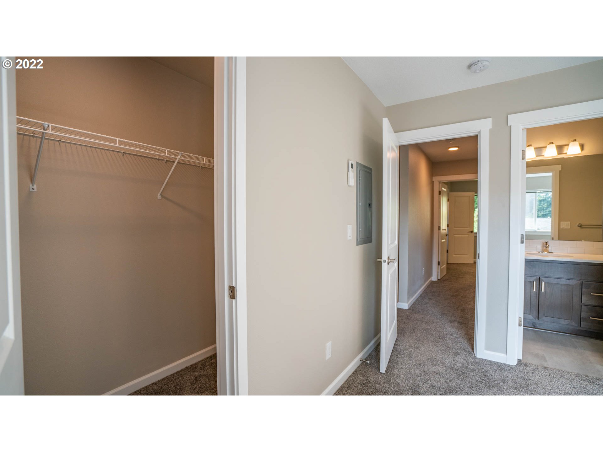 1802 Rees Hill Road Southeast Salem, OR 97306 - Photo 23 of 30 Gallery Image 23
