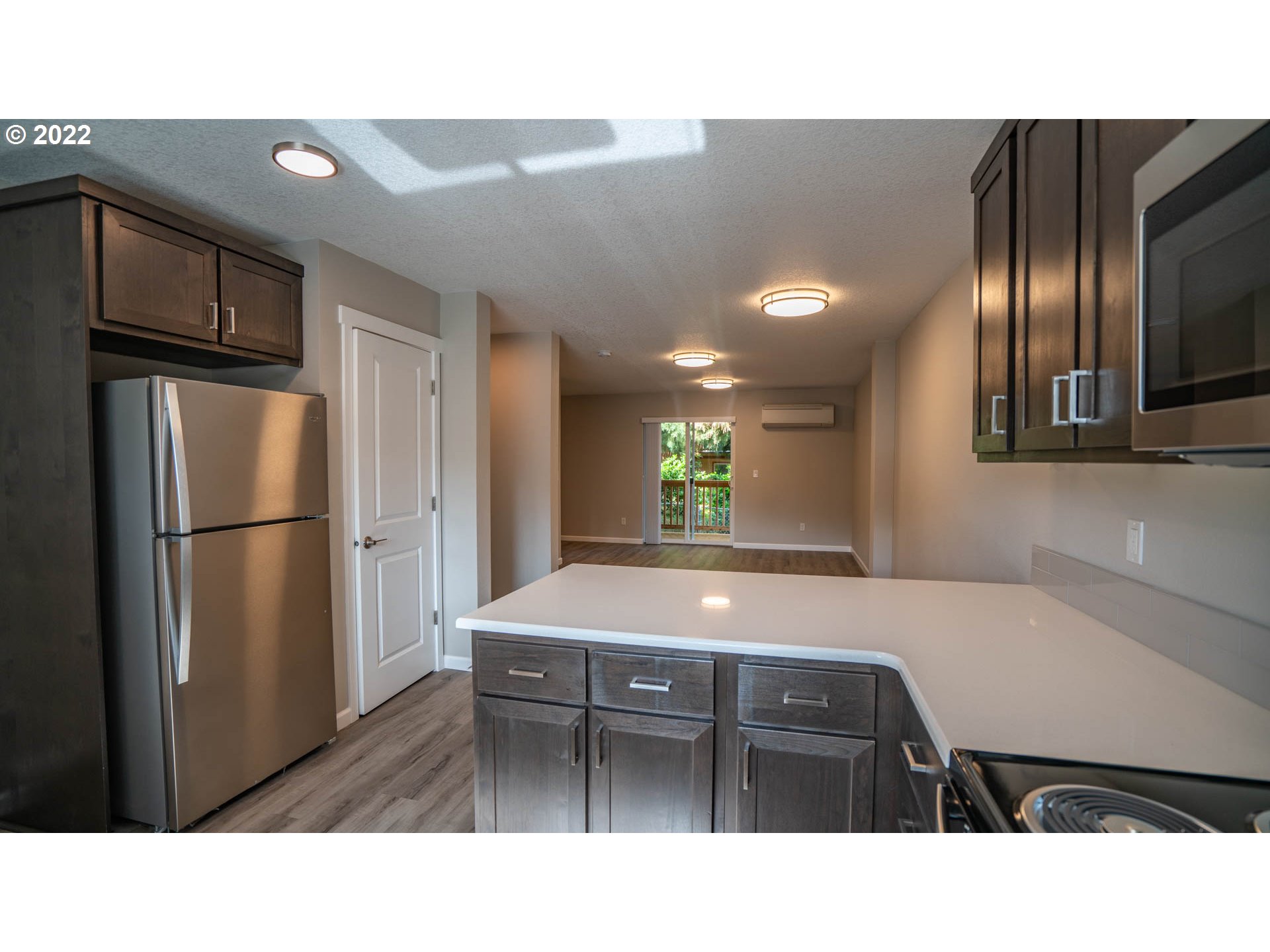 1802 Rees Hill Road Southeast Salem, OR 97306 - Photo 7 of 30 Gallery Image 7