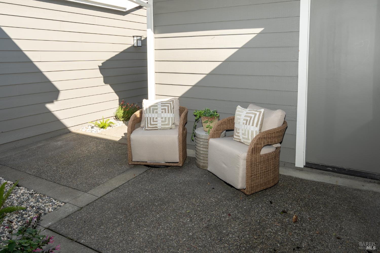 16 Drakes View Circle Greenbrae, CA 94904 - Photo 3 of 45