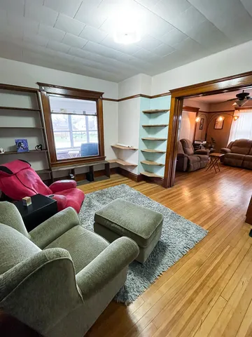 $264,999 | 303 S Park, Albany, WI 53502