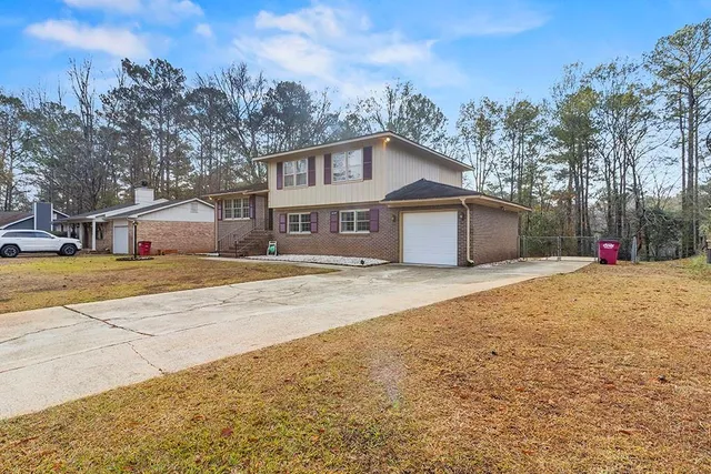$220,000 | 2037 Greentree Parkway, Macon, GA 31220