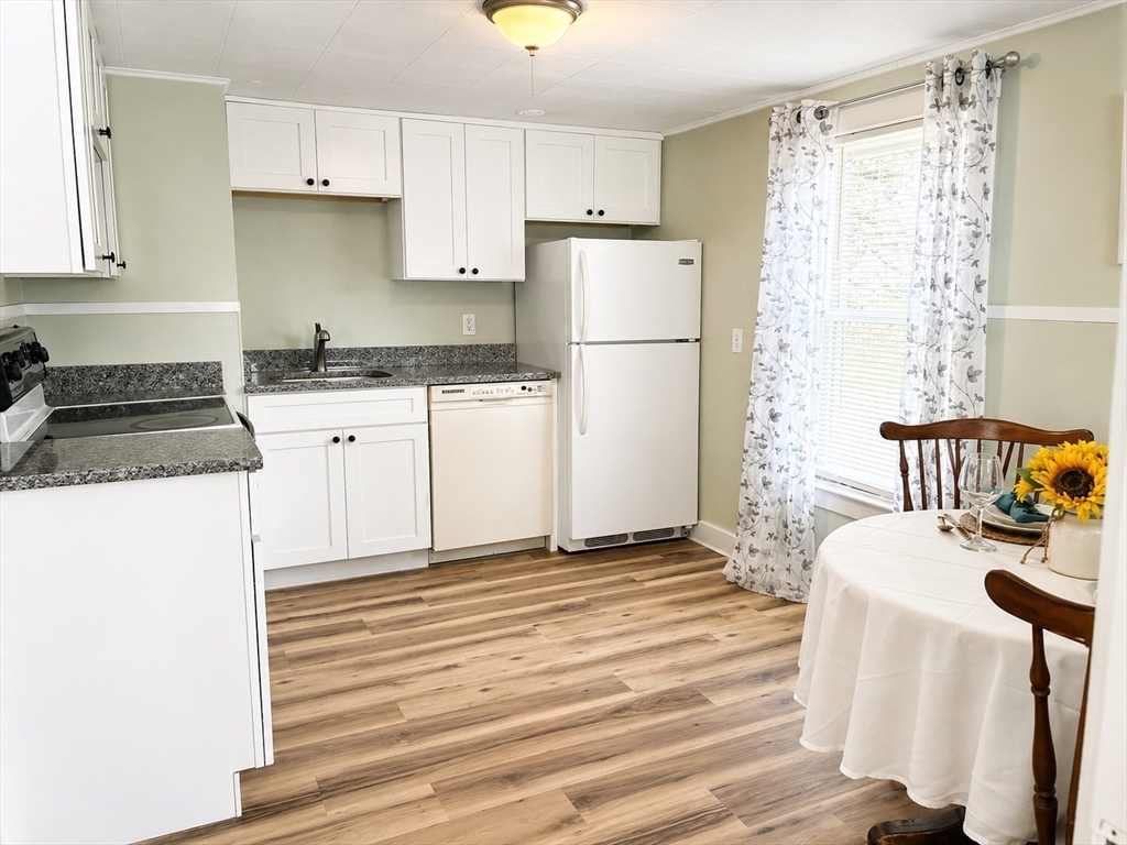 266 Petersham Road Athol, MA 01331 - Photo 5 of 23 Gallery Image 5