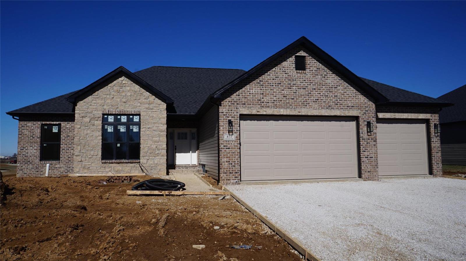457 Hayden Drive Waterloo, IL 62298 - Photo 1 of 26 Gallery Image 1