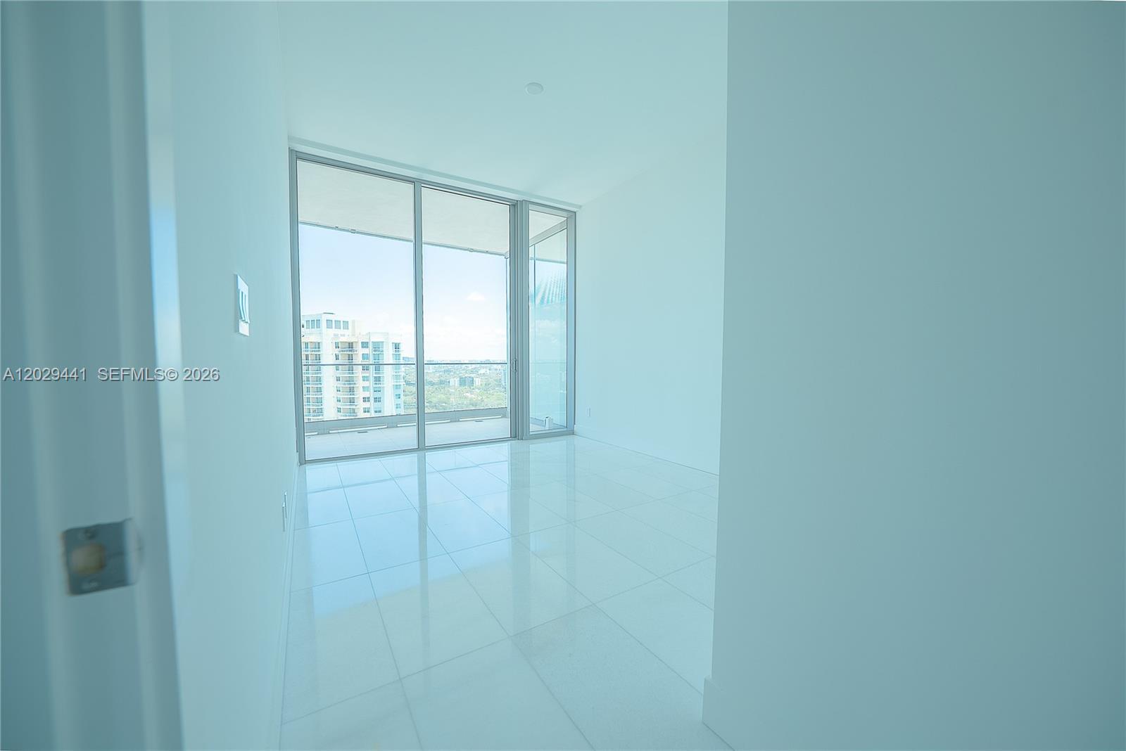 175 Southeast 25th Road, Unit 2103 Miami, FL 33129 - Photo 12 of 27 a bathroom with a shower