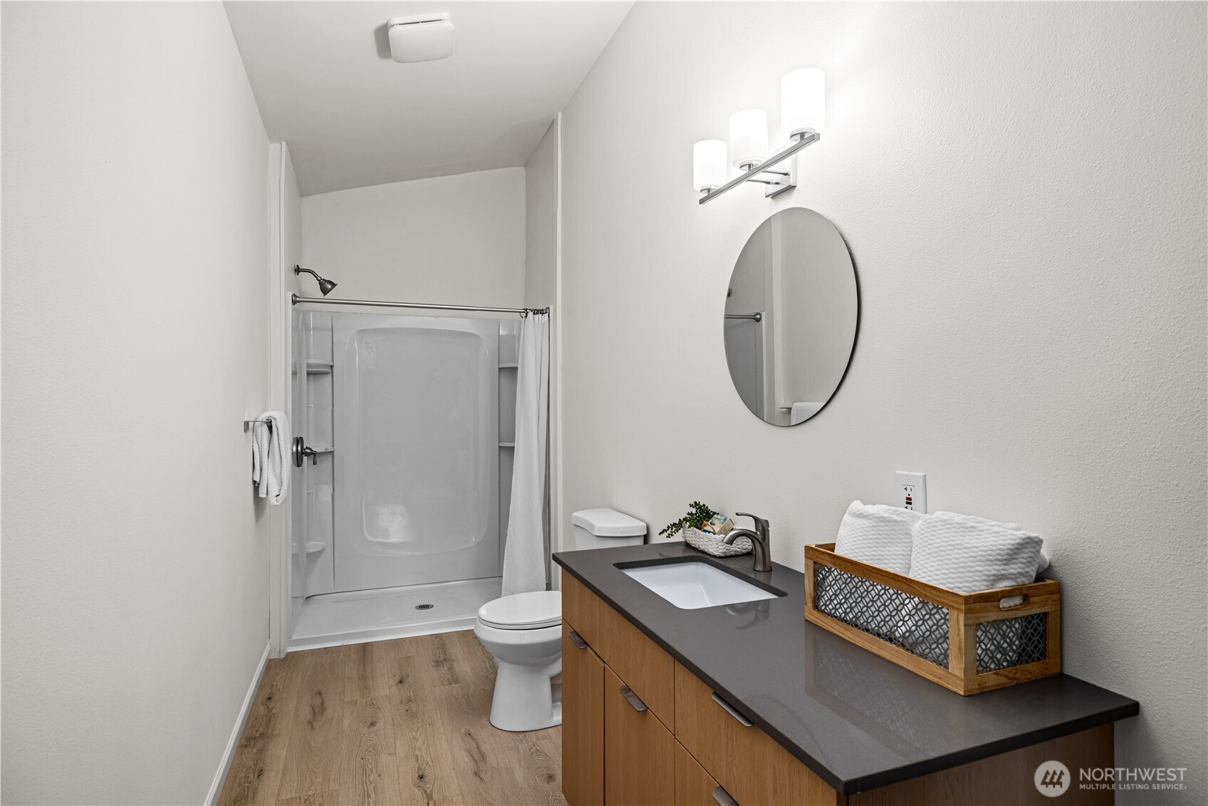 7200 Northeast Day Road West Bainbridge Island, WA 98110 - Photo 11 of 40