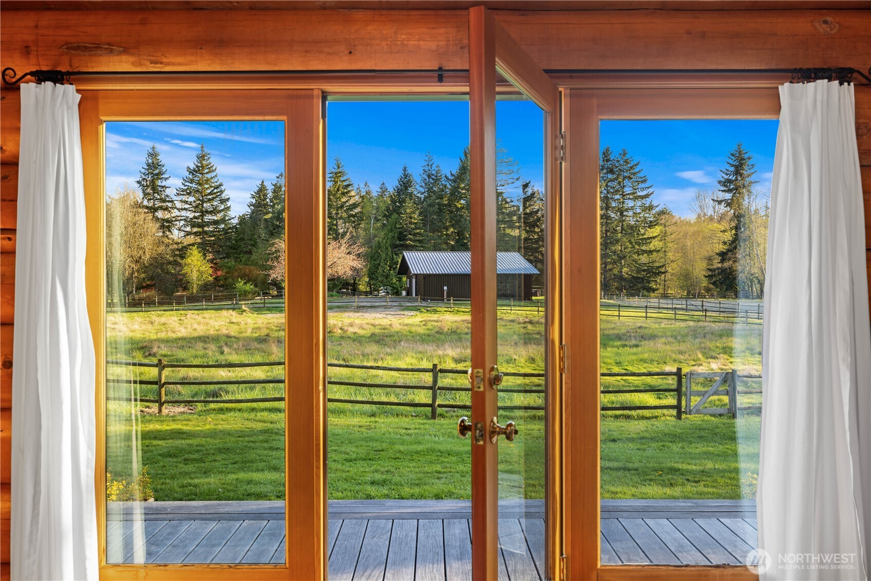 7200 Northeast Day Road West Bainbridge Island, WA 98110 - Photo 22 of 40