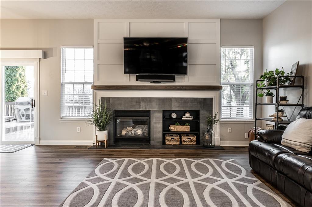 6573 Hunters Ridge South Zionsville, IN 46077 - Photo 8 of 37 Gallery Image 8
