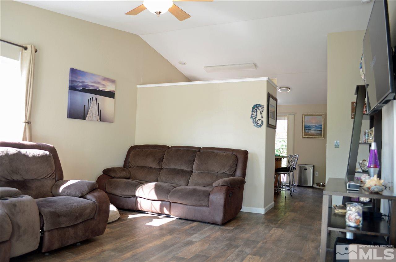 18231 Silverleaf Court Reno, NV 89508 - Photo 4 of 18 Photo 4