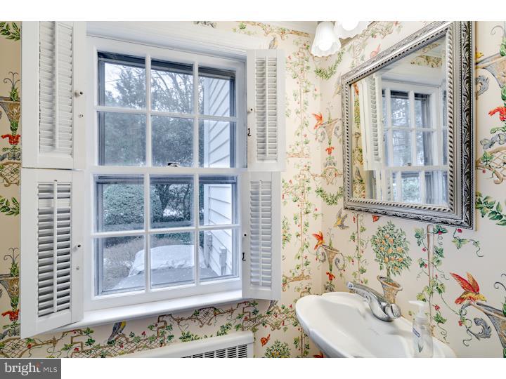 142 Heritage Road Haddonfield, NJ 08033 - Photo 20 of 24 Bathroom