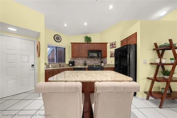 $115,000 | 4845 Casablanca Circle, Unit F25, Sebring, FL 33870