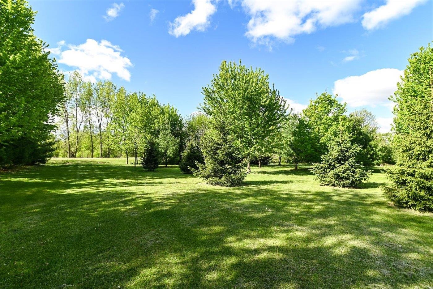 6415 South Windsor Prairie Road DeForest, WI 53532 - Photo 36 of 49 Gallery Image 36