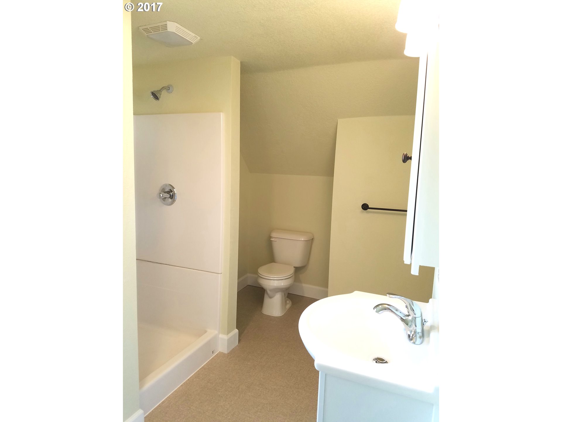 130 North Vernonia Road St. Helens, OR 97051 - Photo 15 of 20 Gallery Image 15