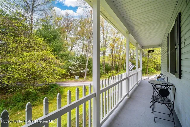 $395,499 | 430 Joys Lane, Hurley, NY 12443