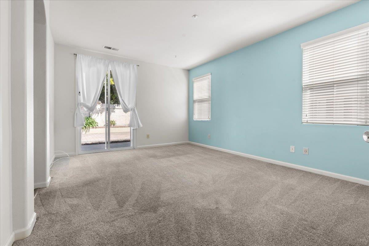 478 Churchill Way Salinas, CA 93906 - Photo 11 of 31 a view of an empty room with a window