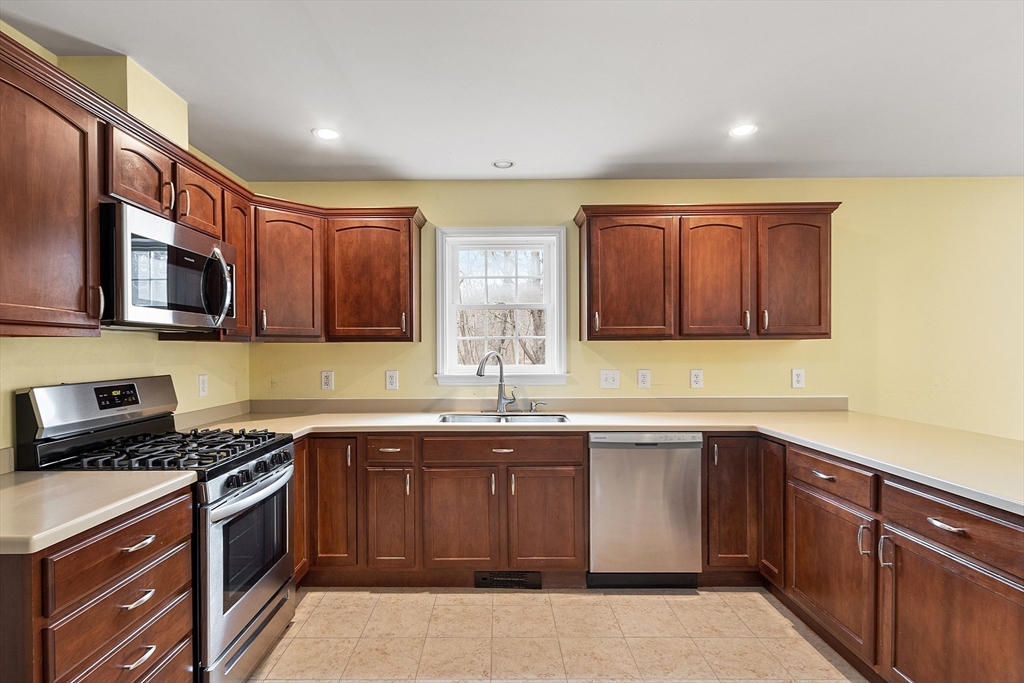 10 Wennerberg Road Middleton, MA 01949 - Photo 21 of 41 Gallery Image 21
