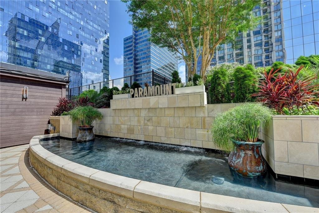 3445 Stratford Road Northeast, Unit 2106 Atlanta, GA 30326 - Photo 40 of 44 a view of a garden with plants