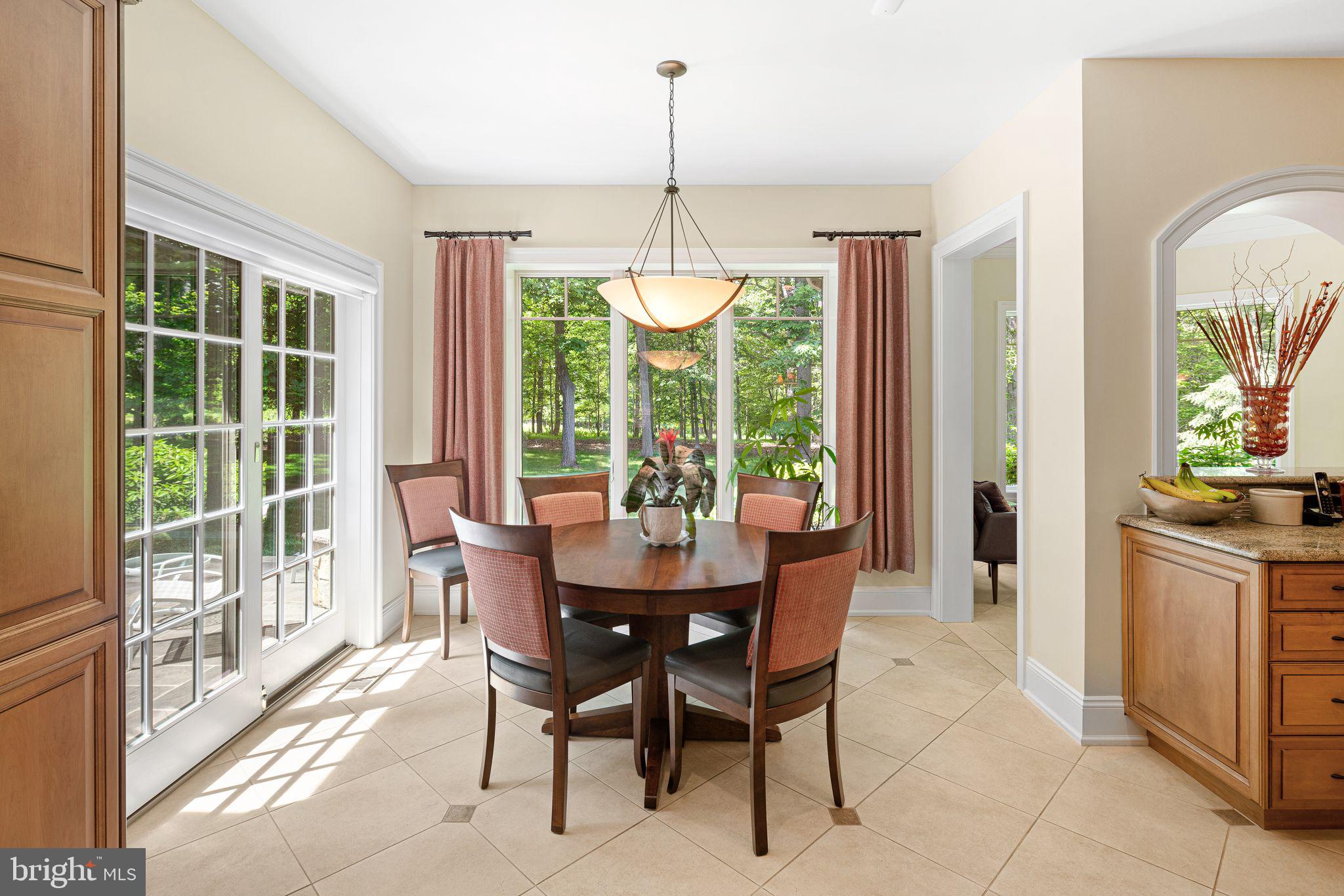 1990 Woodside Road Newtown, PA 18940 - Photo 22 of 57 Breakfast room