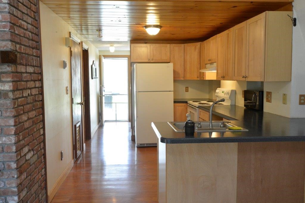 65 Pinecrest Drive Exeter, RI 02822 - Photo 6 of 15