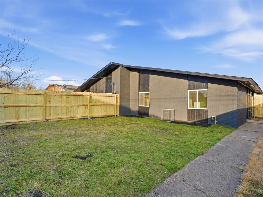 1729 R Avenue Plano, TX 75074 - Photo 18 of 37