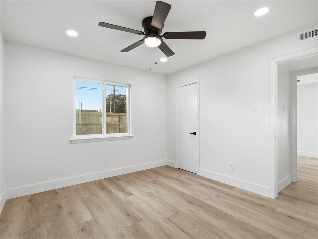 1729 R Avenue Plano, TX 75074 - Photo 33 of 37