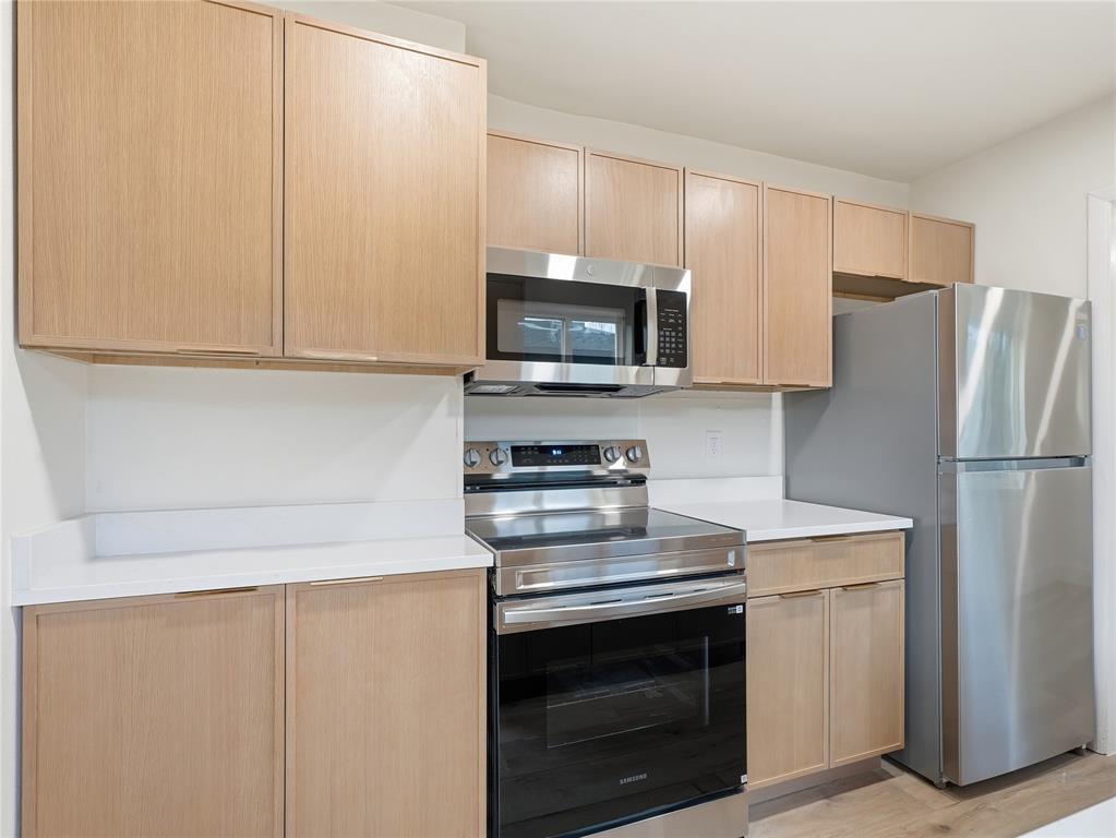 1729 R Avenue Plano, TX 75074 - Photo 9 of 37