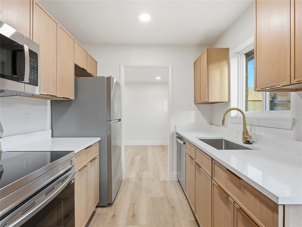 1729 R Avenue Plano, TX 75074 - Photo 10 of 37