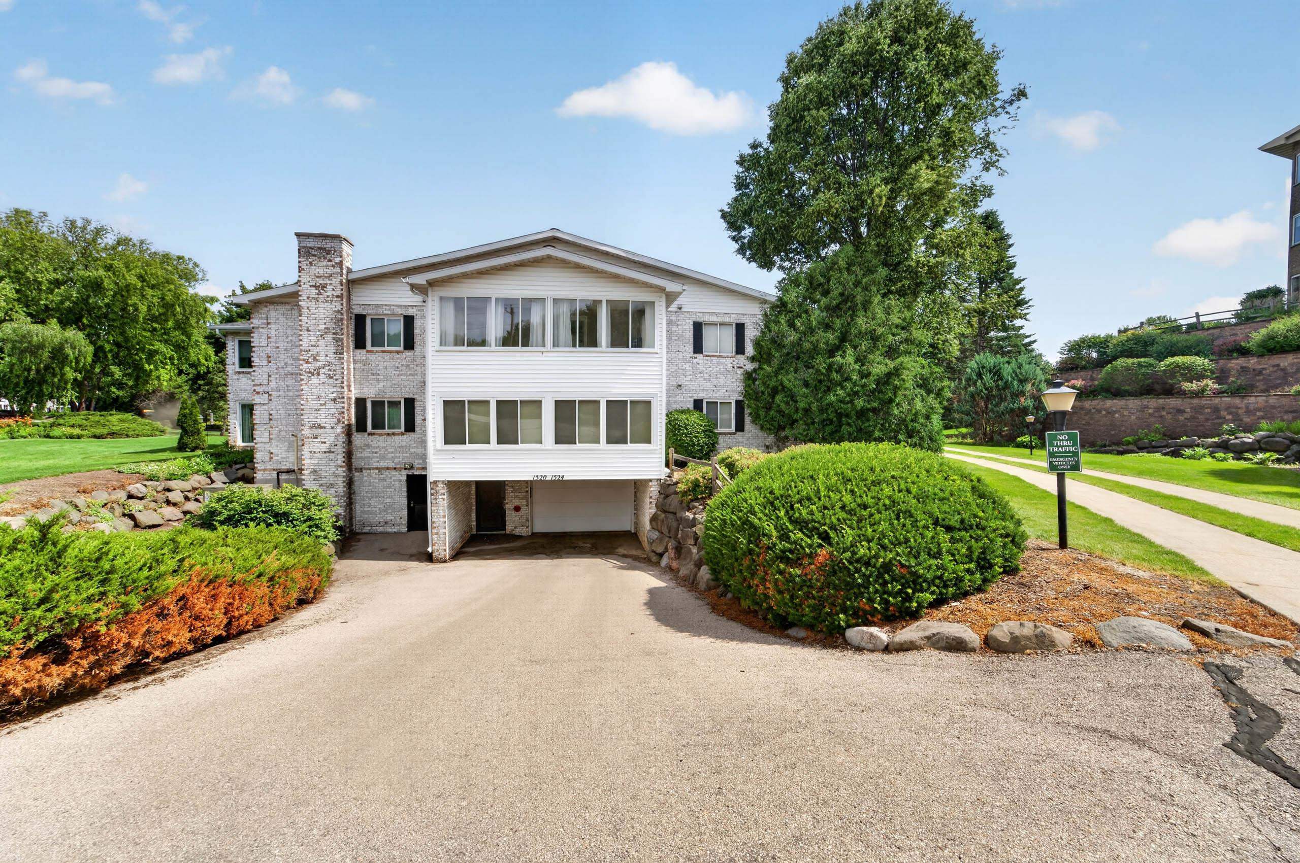 1520 Wheeler Road, Unit E Madison, WI 53704 - Photo 2 of 41