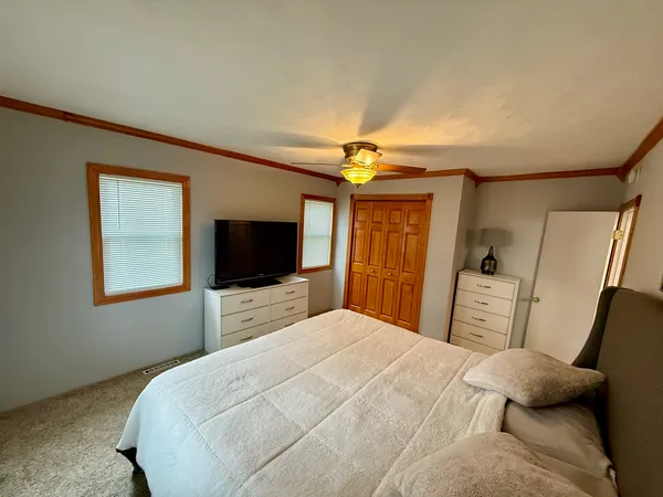 $174,900 | 224 East South Street, Franklin Grove, IL 61031