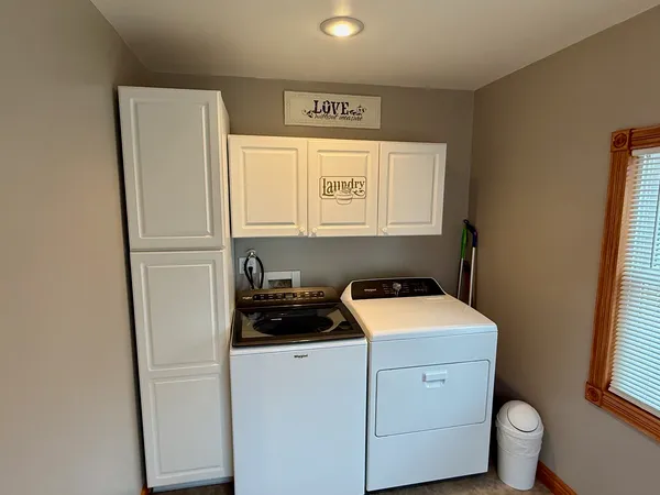 $174,900 | 224 East South Street, Franklin Grove, IL 61031