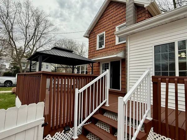 $174,900 | 224 East South Street, Franklin Grove, IL 61031