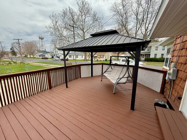 $174,900 | 224 East South Street, Franklin Grove, IL 61031