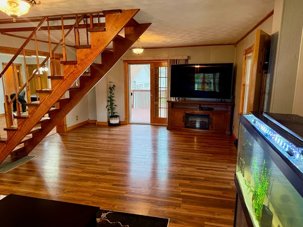 $174,900 | 224 East South Street, Franklin Grove, IL 61031