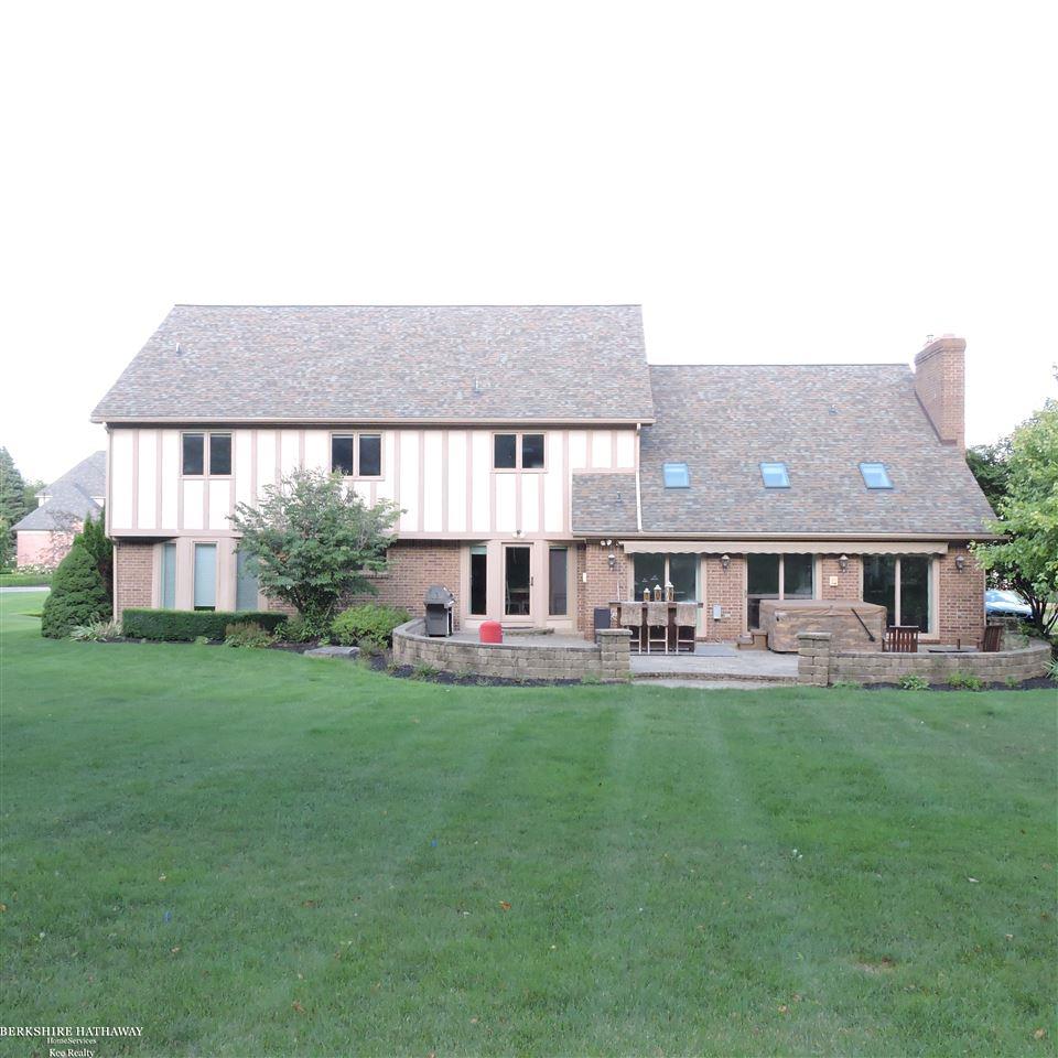 1482 Highpoint Drive Rochester, MI 48306 - Photo 44 of 50 31391959-43.JPG