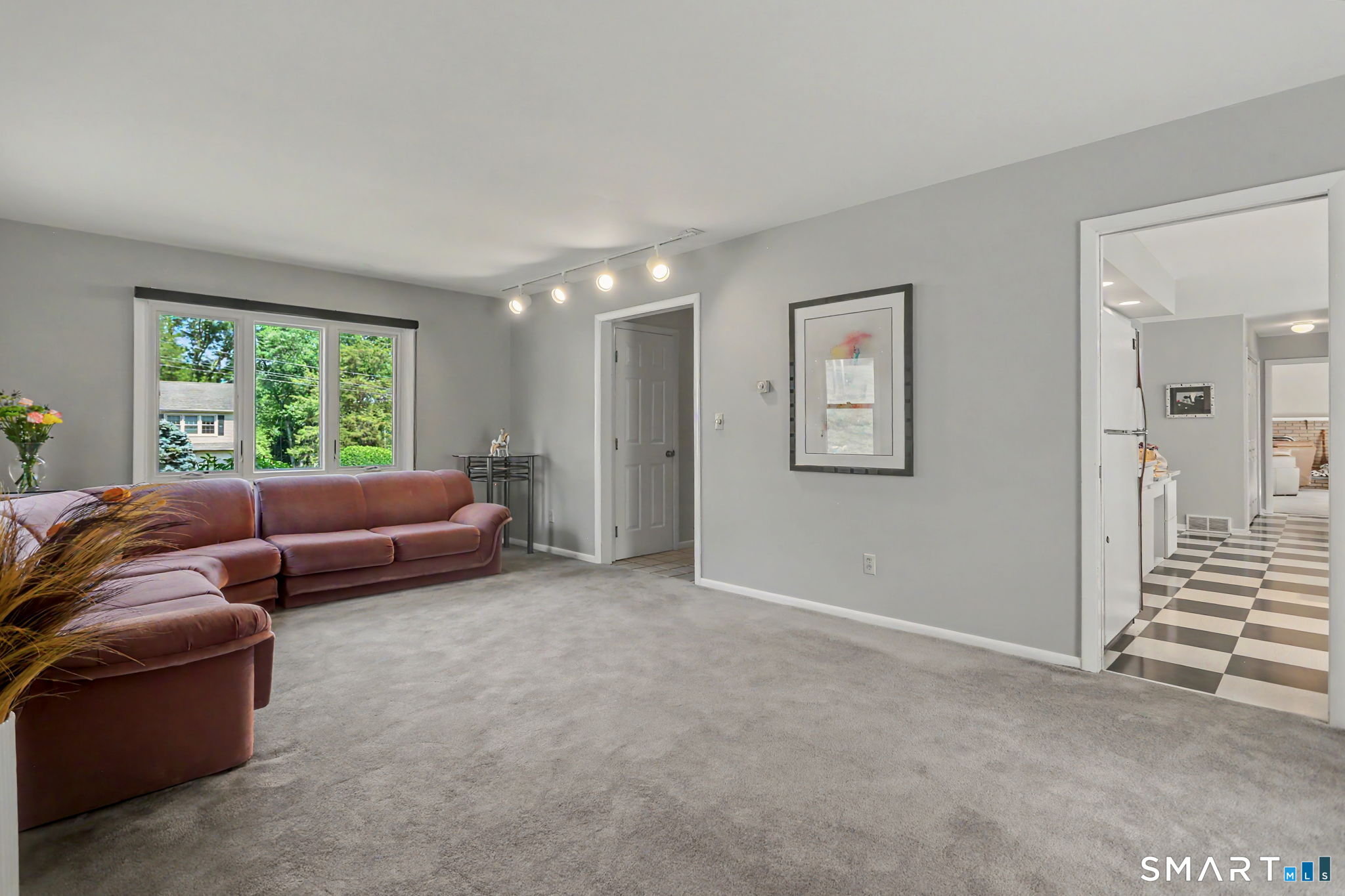 15 Wedgewood Road Trumbull, CT 06611 - Photo 14 of 40