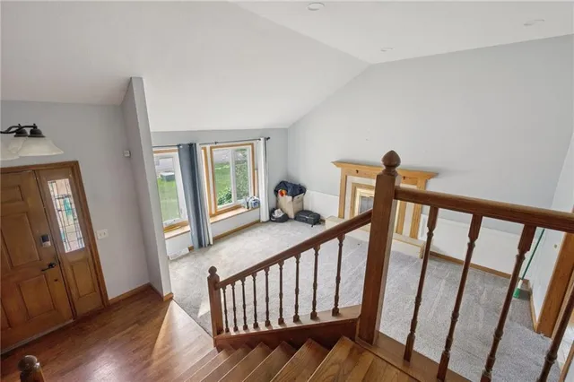 $350,000 | 9202 Greenway Lane, Lenexa, KS 66215