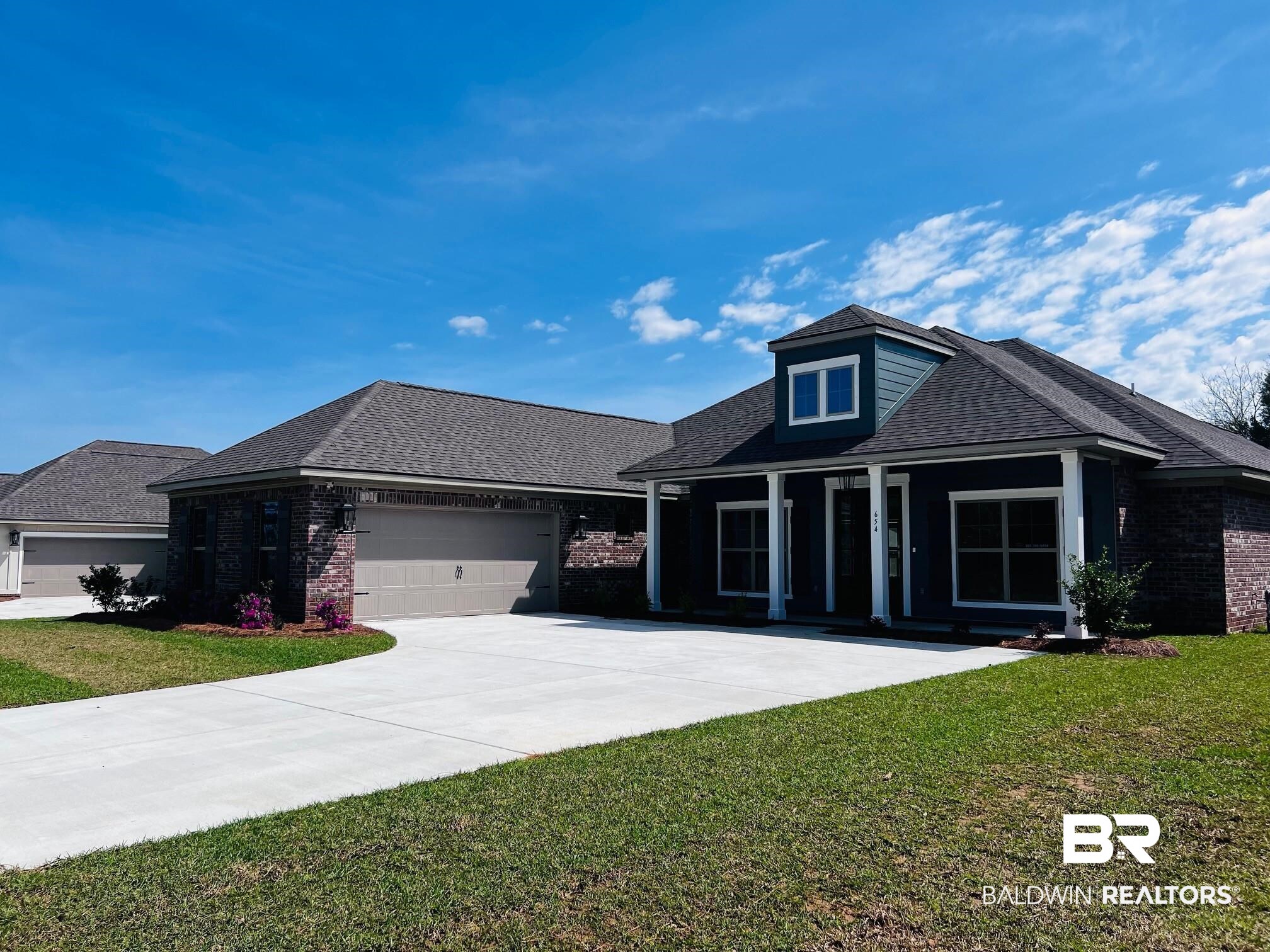 654 Kitfox Avenue Fairhope, AL 36532 - Photo 1 of 13 Primary