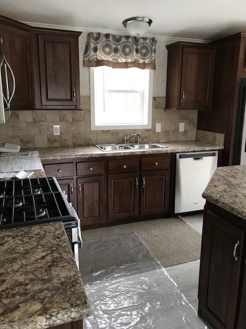 78 Diamond Hill Road Glocester, RI 02814 - Photo 3 of 9