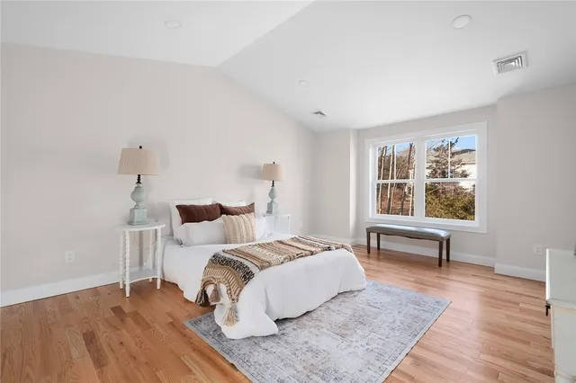 $699,900 | 44 Oldham Street, Warwick, RI 02886