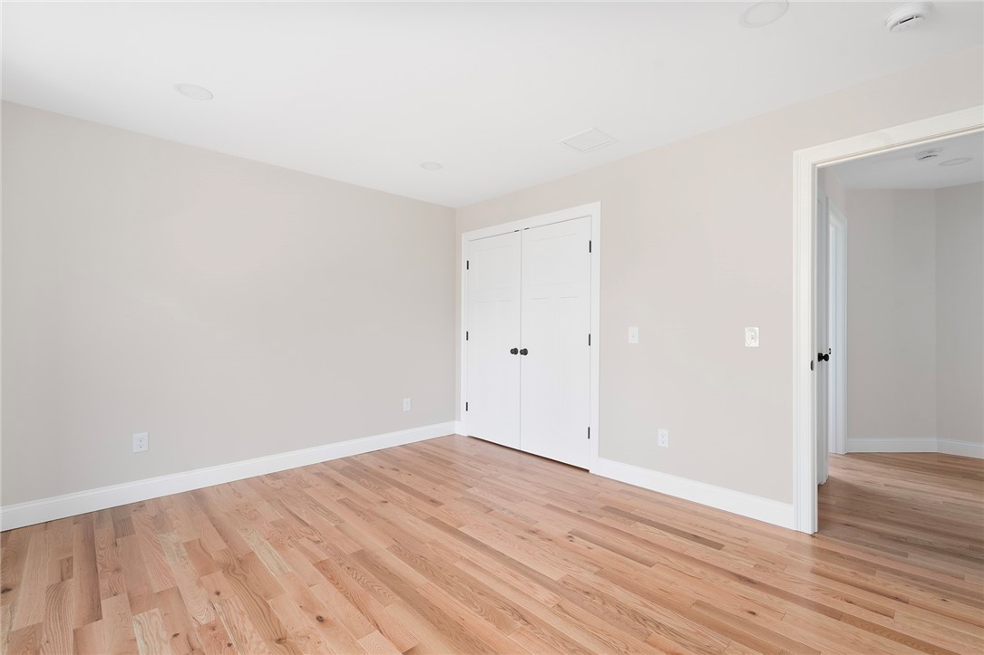 44 Oldham Street Warwick, RI 02886 - Photo 22 of 32