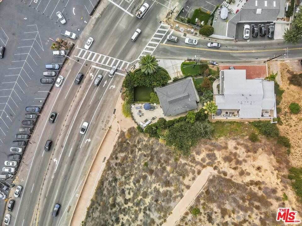 3966 Las Flores Canyon Road Malibu, CA 90265 - Photo 47 of 53 an aerial view of a house