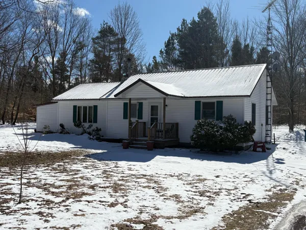 $281,000 | 9891 Glovers Lake Road, Bear Lake, MI 49614